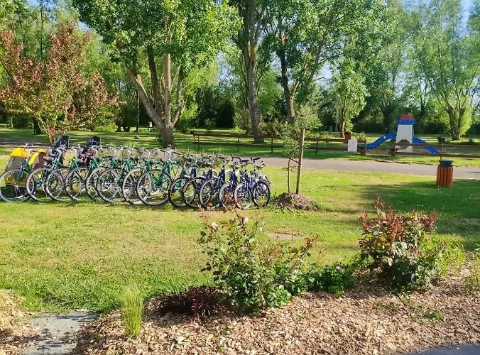 Casa vacanze Confortable à Avec Piscine Partagée