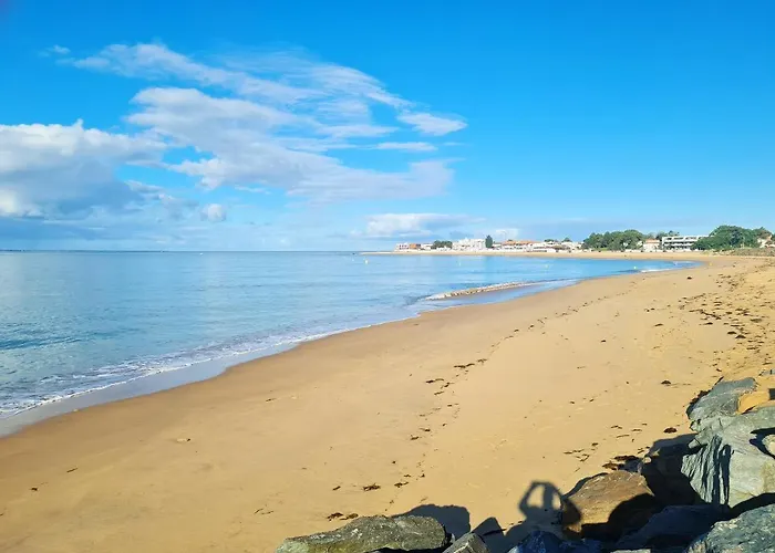 Confortable A Avec Piscine Partagee Angles (Vendee)