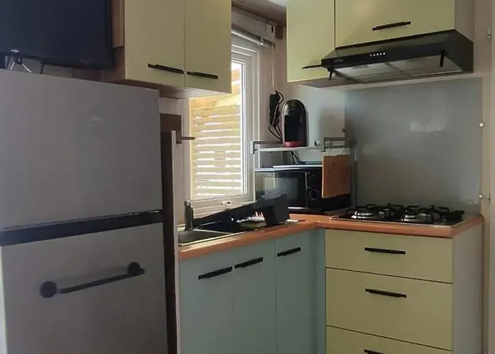 Confortable A Avec Piscine Partagee Angles (Vendee)